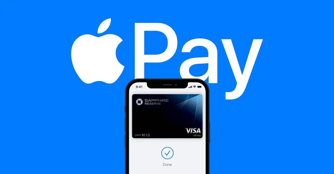Apple Payのロゴとカードを表示したiPhone