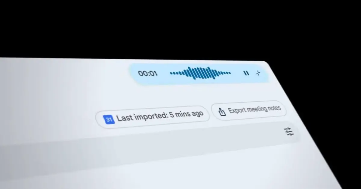 白とグレーを基調にしたノートアプリのUIの一部。上部に音声波形と再生時間が表示され、下に「5分前にインポート」「ノートをエクスポート」といったボタンが並ぶ