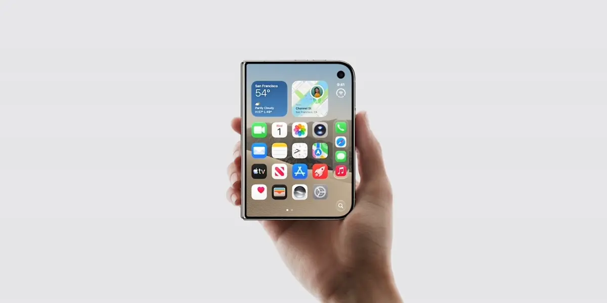 スマートフォンを手に持ち、画面にホーム画面のアプリアイコンが表示されているiPhone Duoを正面から写した写真